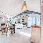 Charme Et Confort En Bord De By Interhome 度假居