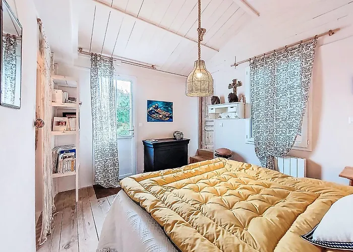 Charme Et Confort En Bord De By Interhome L'Epine (Vendee)